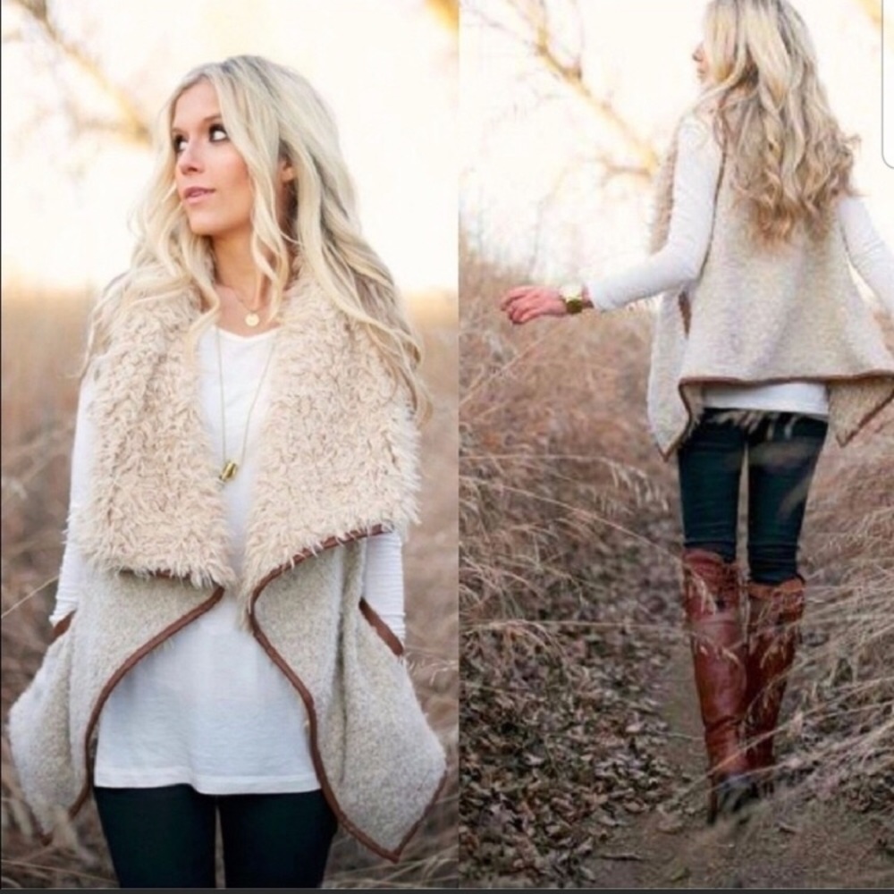 Love tree faux fur vest